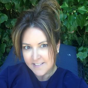 Meet your Posher, Valerie